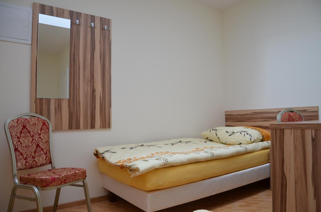 Gosciniec Podkowa Apartment Wlodawa Room photo